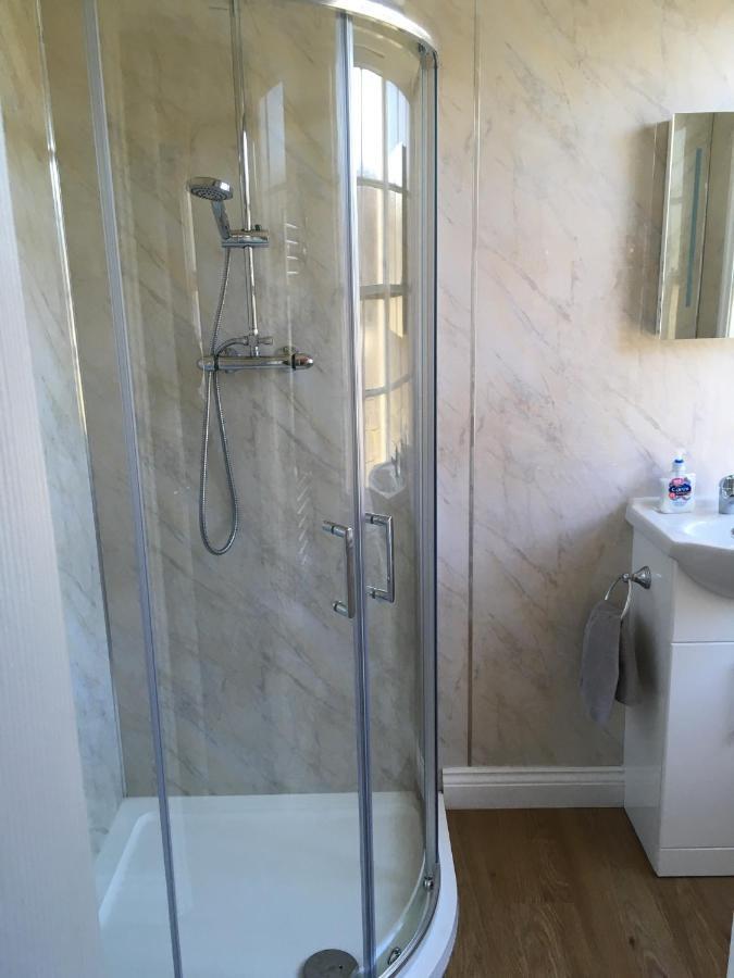 The White Hart Pub And Rooms Cranleigh Dış mekan fotoğraf