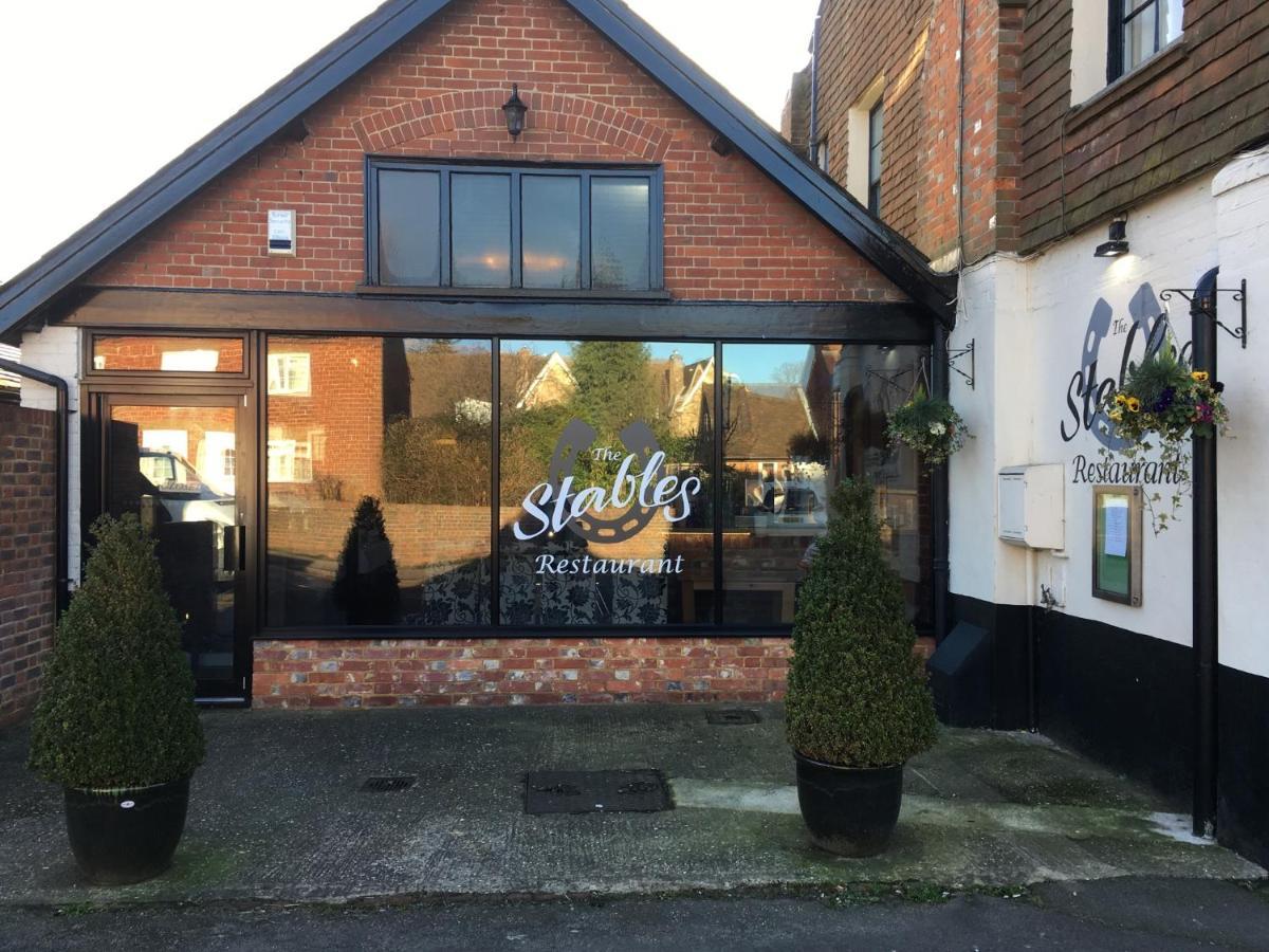 The White Hart Pub And Rooms Cranleigh Dış mekan fotoğraf
